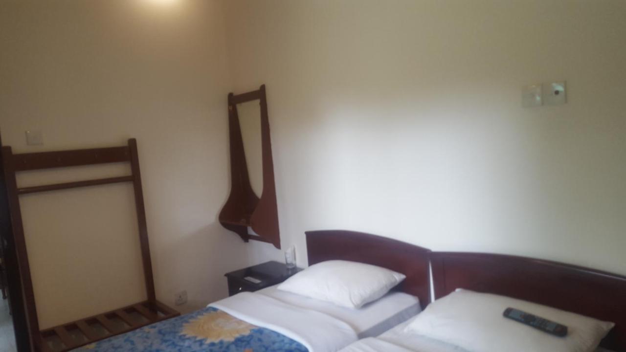 New Tour Inn Нувара Елия Екстериор снимка